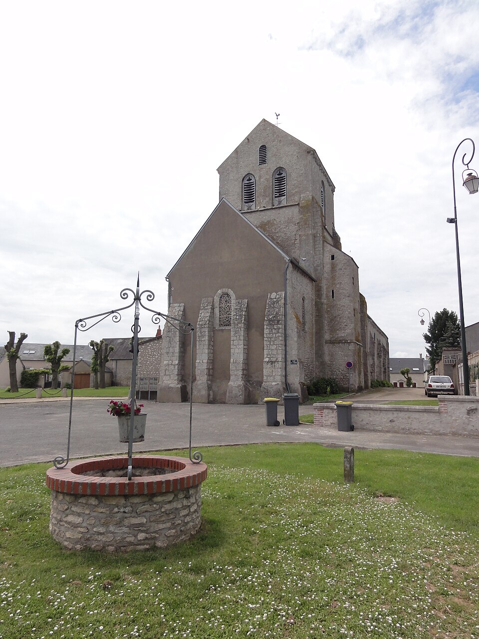 Santilly (Eure — et — Loir) Église