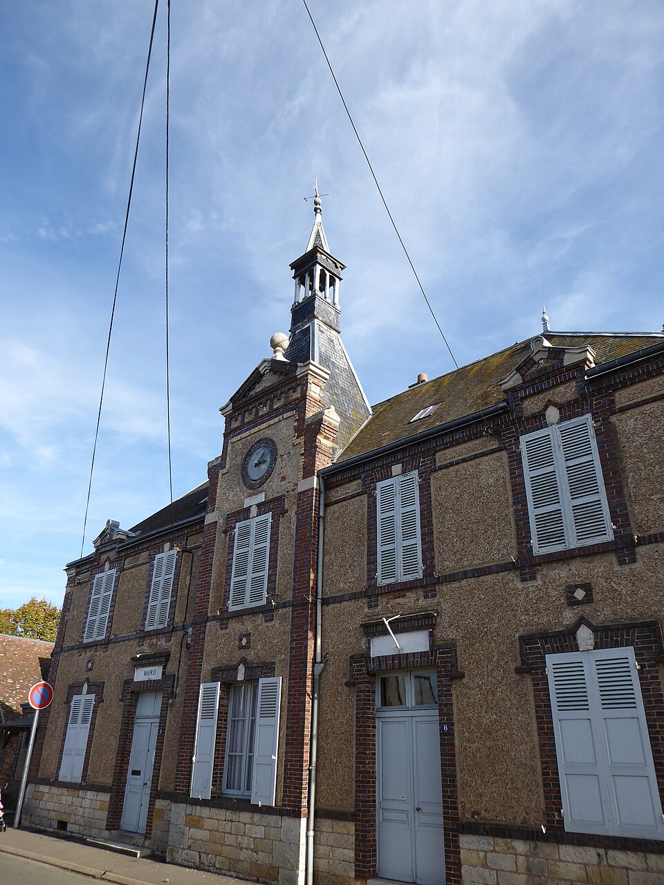 Saumeray mairie Eure — et — Loir France