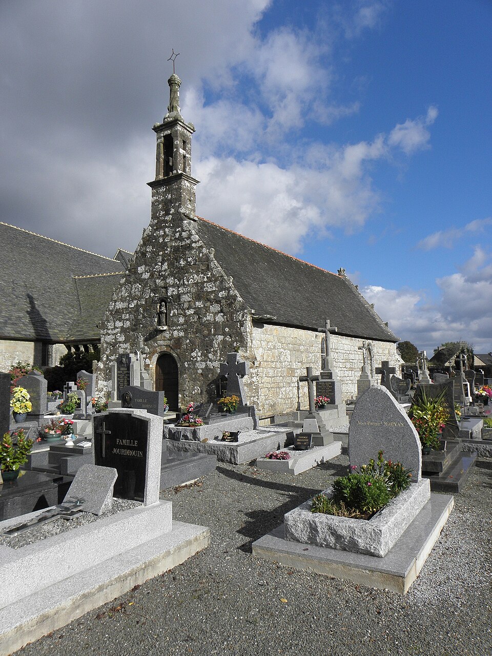 Dirinon (30) Chapelle Sainte — Nonne
