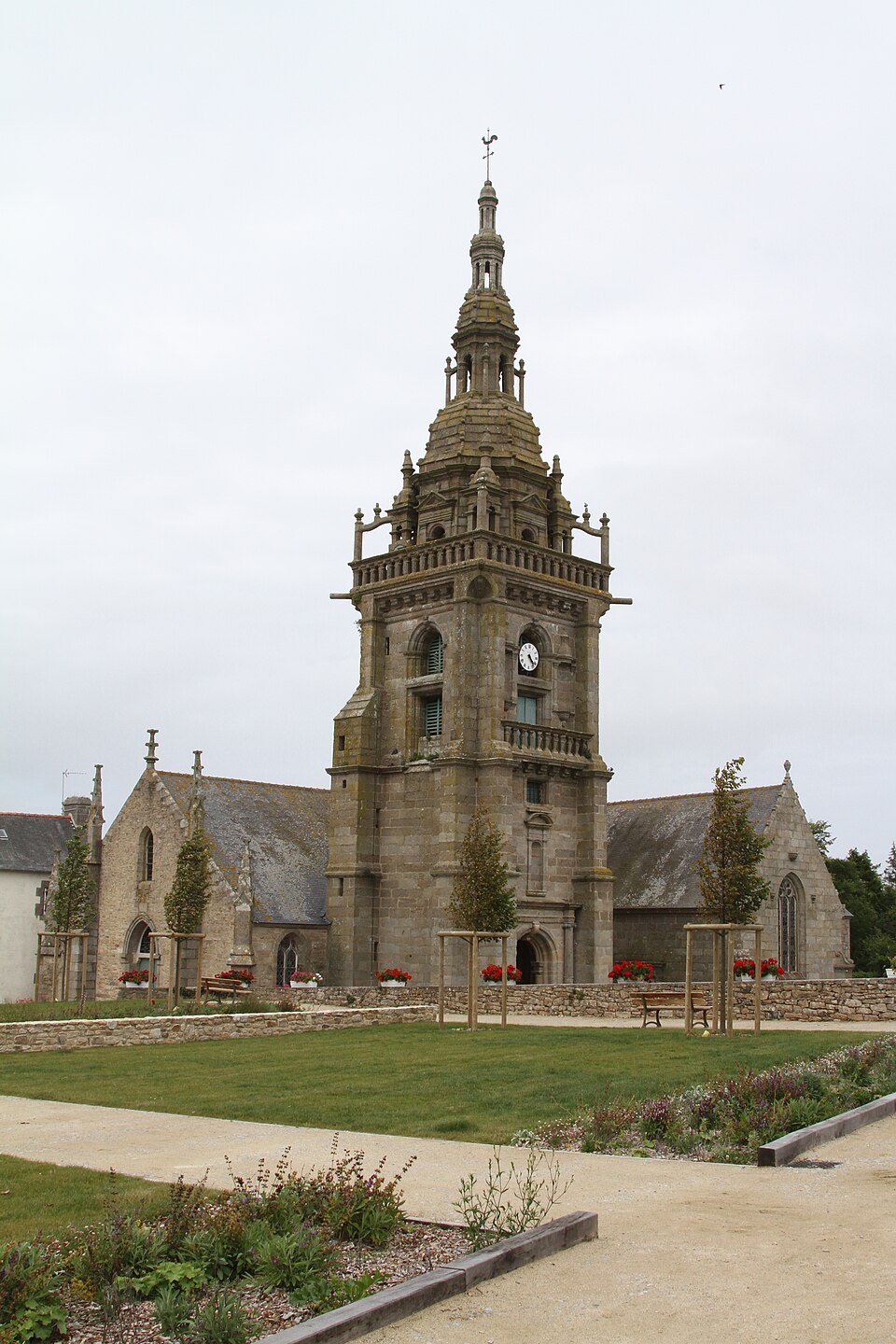 24 Eglise Lampaul Ploudalmézeau