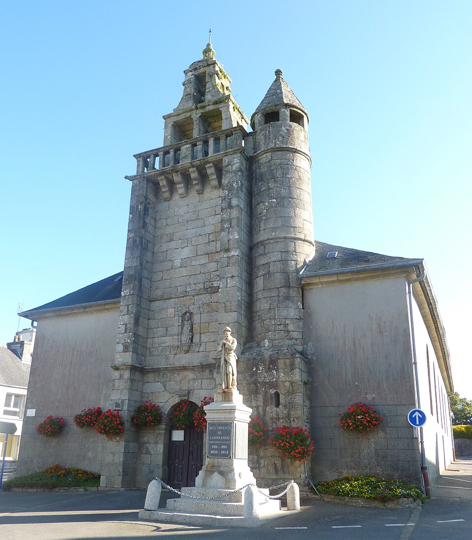 Lannéanou 03 L'église paroissiale