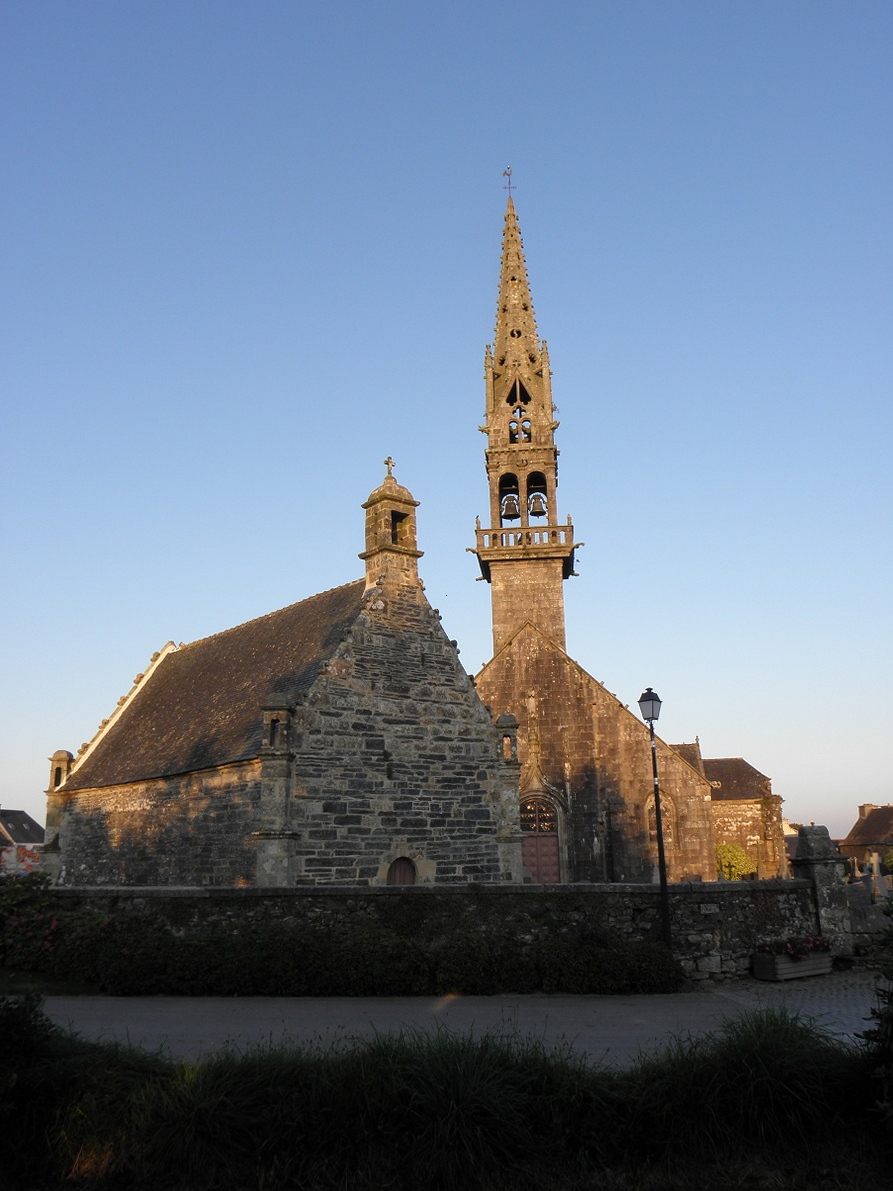 Ploudiry (29) Église 02