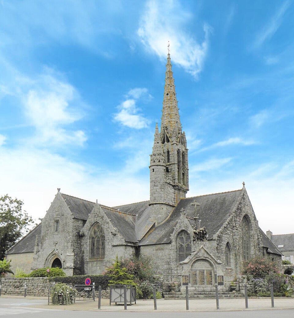Pluguffan — (29) — Église — Saint — Cuffan — 02
