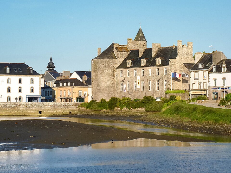 Pont — l'abbé château