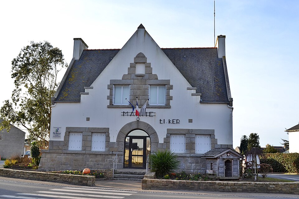 Bourg de Santec (29) 03