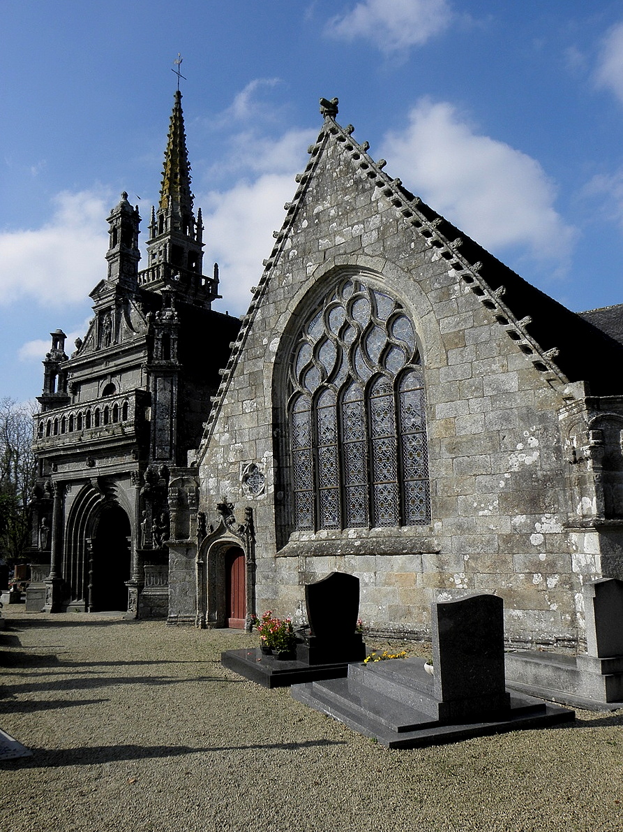 Trémaouézan (29) Enclos paroissial Église Notre — Dame 05