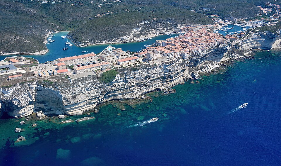 Aerial image of Bonifacio (view from the southwest)