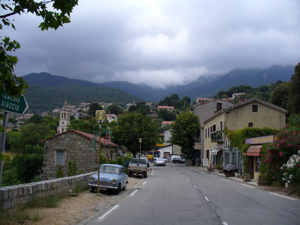 Petreto — Bicchisano — edge of town — panoramio