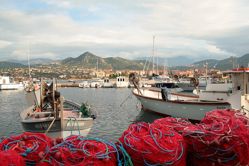 L'Île — Rousse Port2 JPG