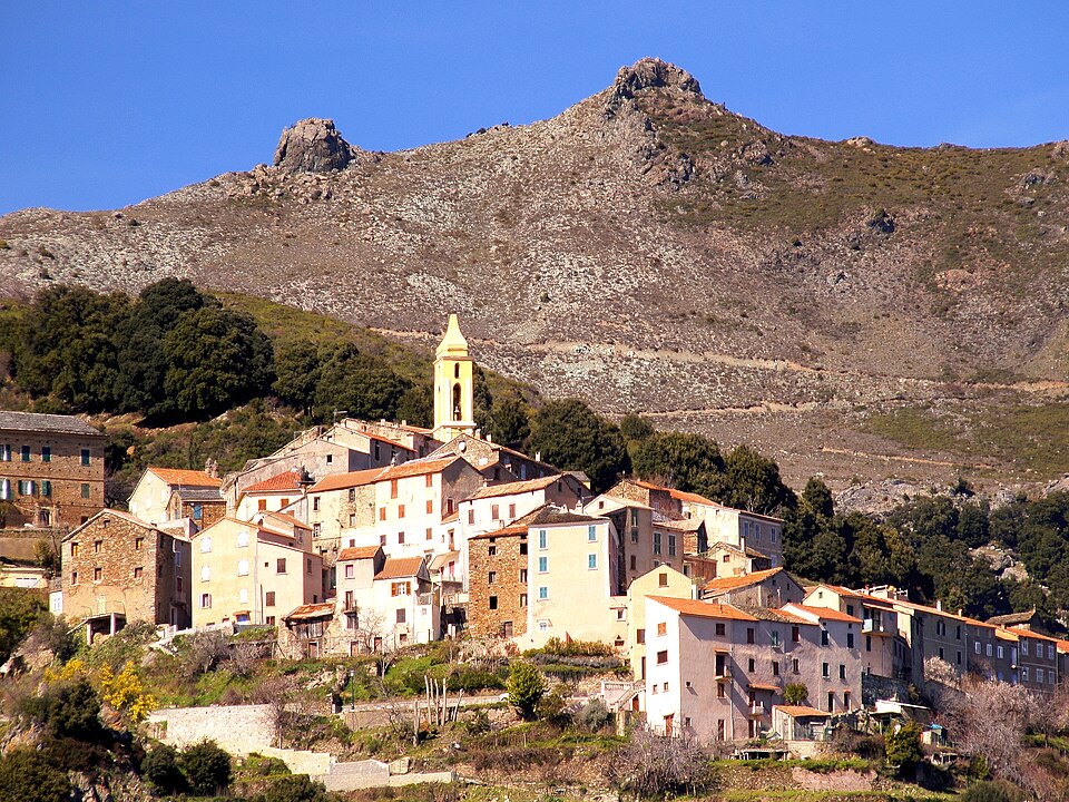 Lento — village