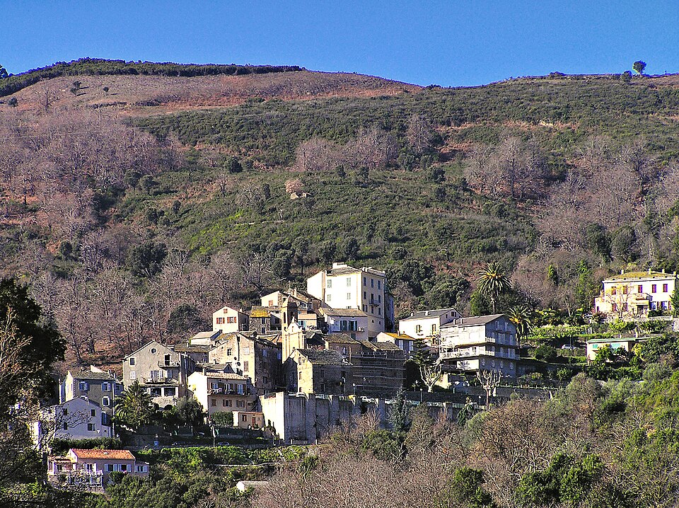Lucciana — village