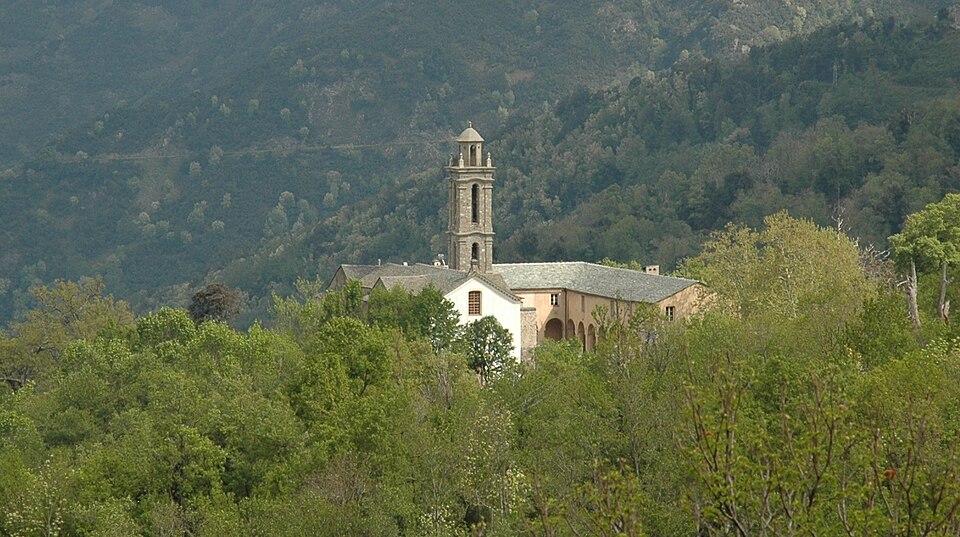 Couvent d'Alisgiani — vue de loin