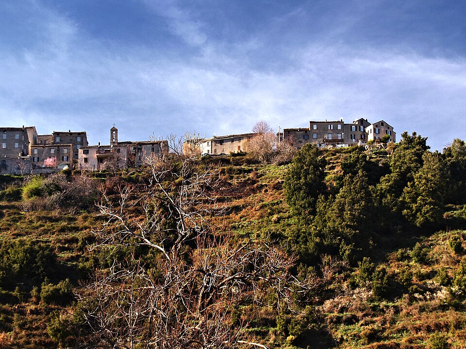 Quercitello village