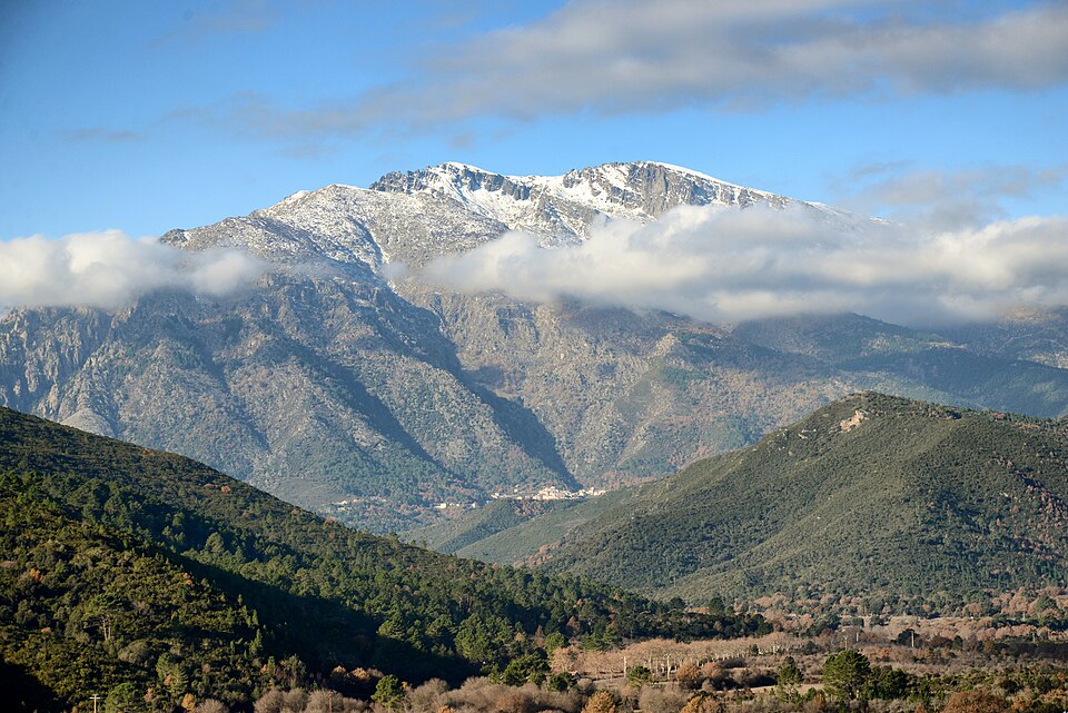 Venaco sous le Monte Cardo