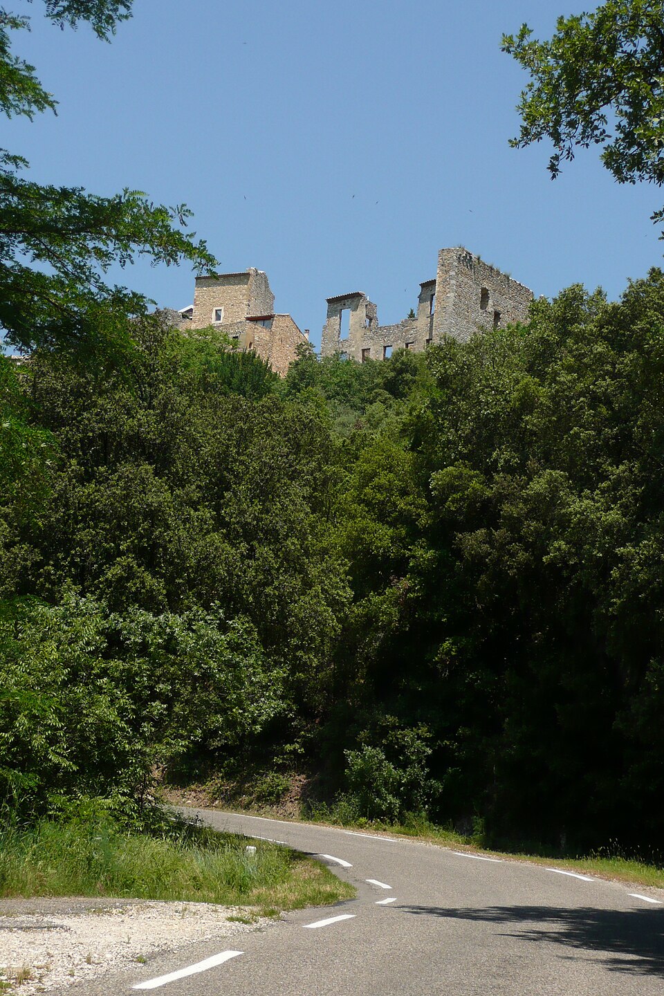 Ruine à Cornillon