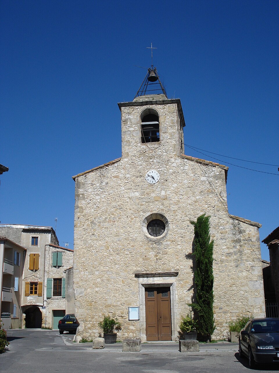 Saint — Chaptes (Gard, Fr), l'église