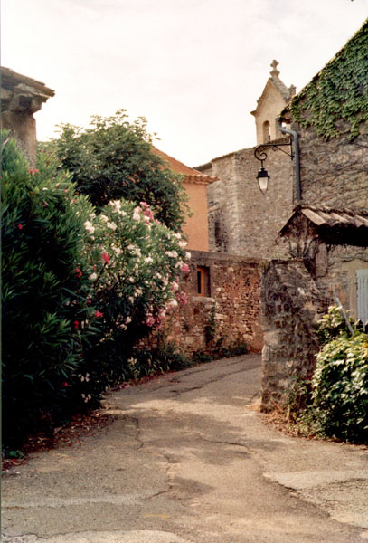 St — christol — village