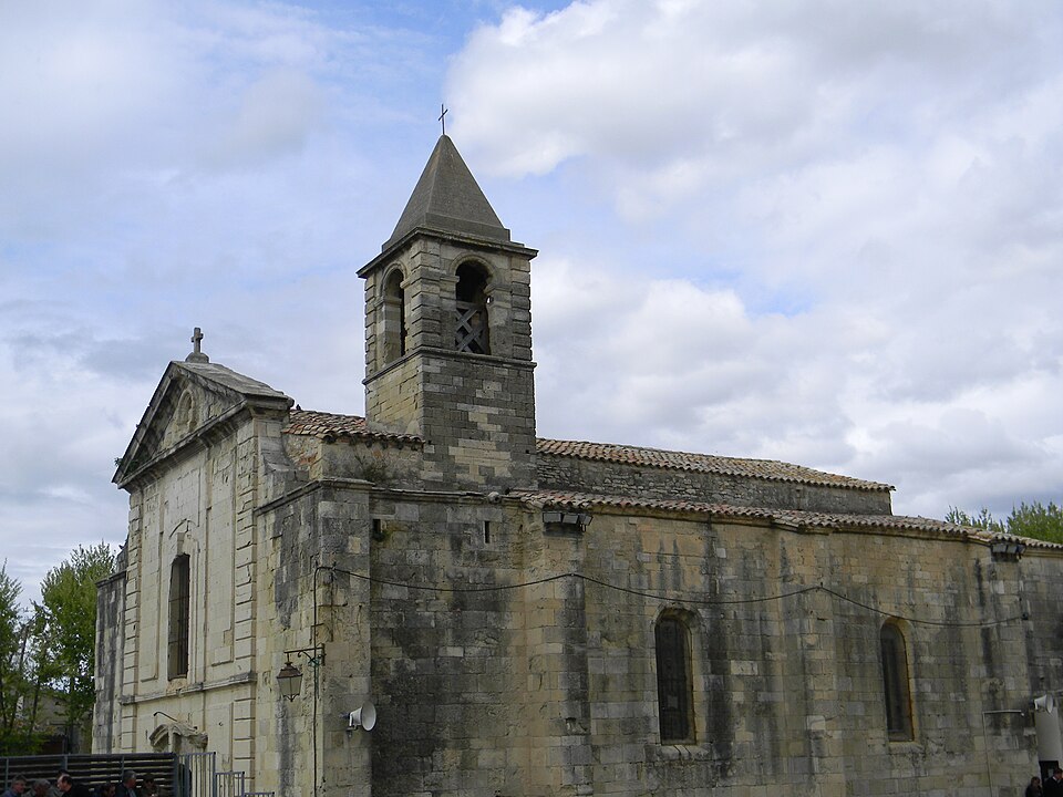 Eglise Saint — Laurent — d'Aigouze
