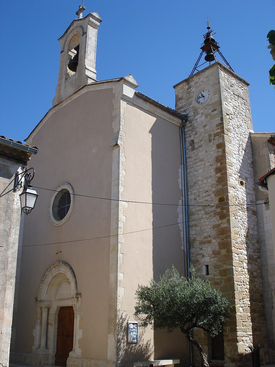 Saint — Mamert — du — Gard (Gard, Fr), église