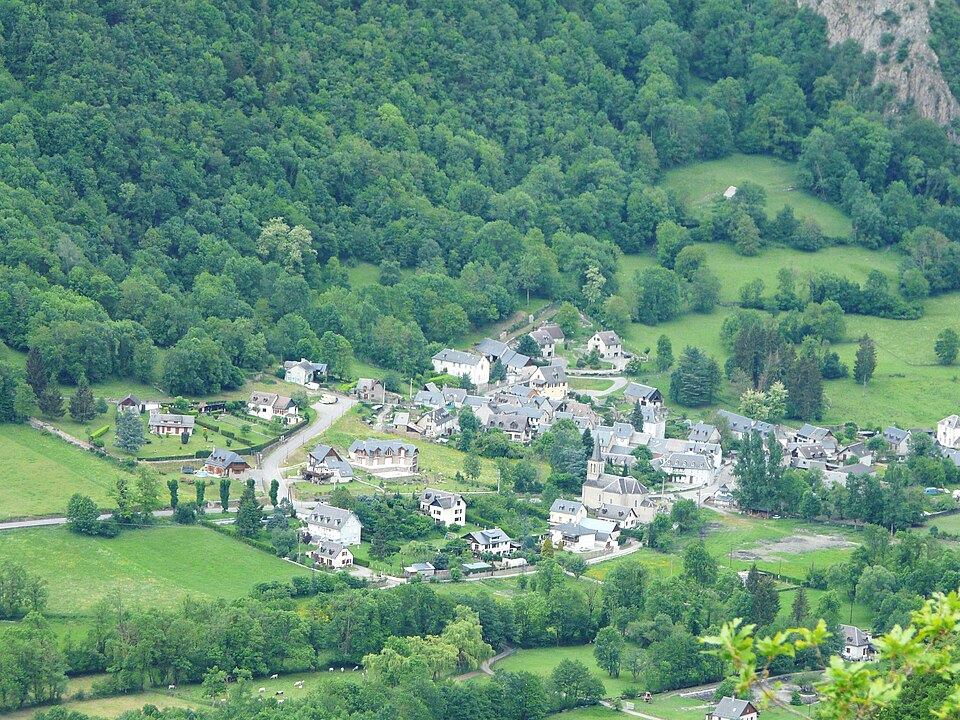 Antignac (HG) village