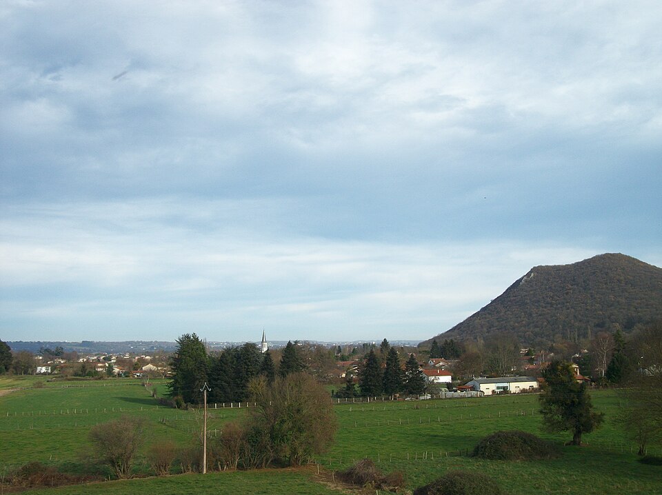 Ardiège village