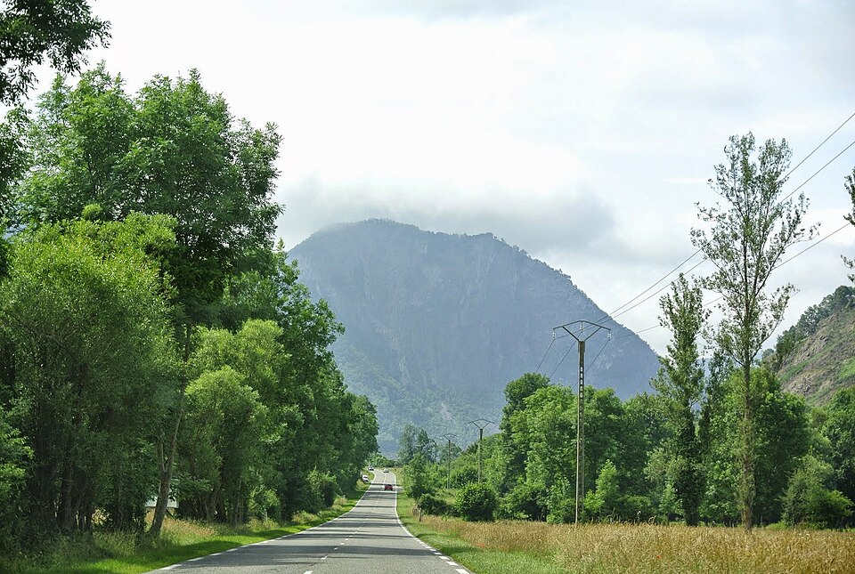 31440 Argut — Dessous, France — panoramio