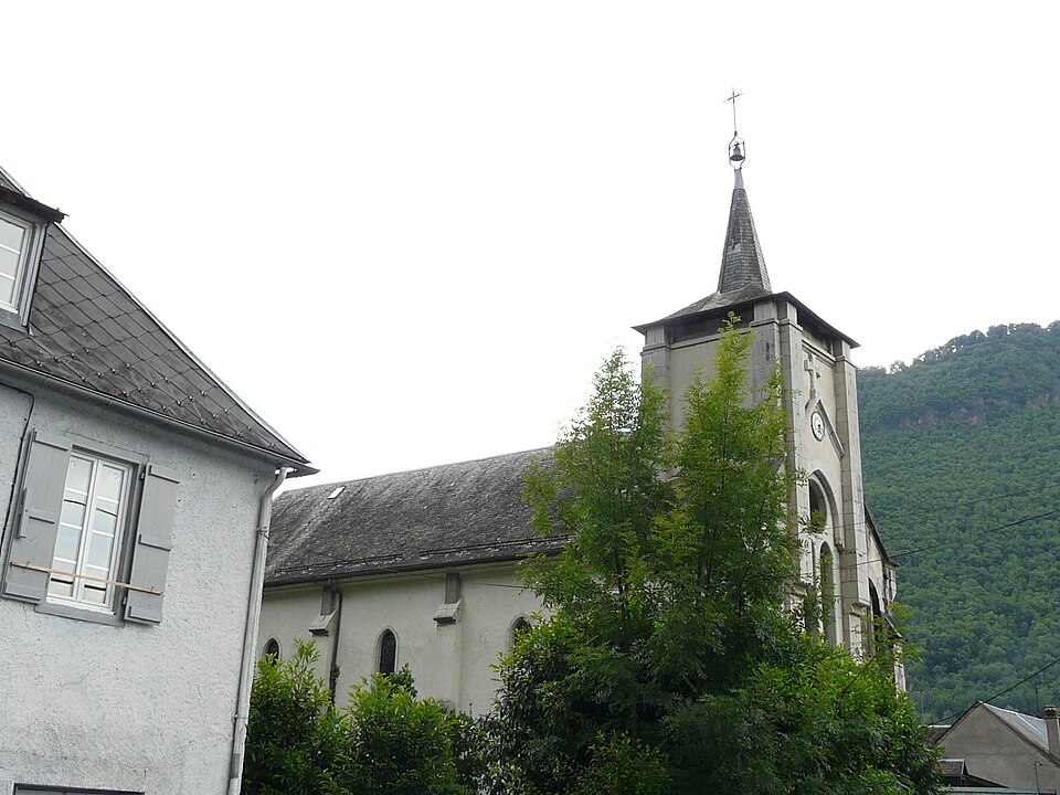 Arlos église