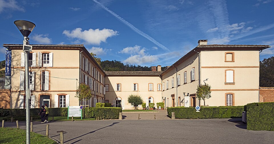 Bondigoux, Le Château de Vernhes