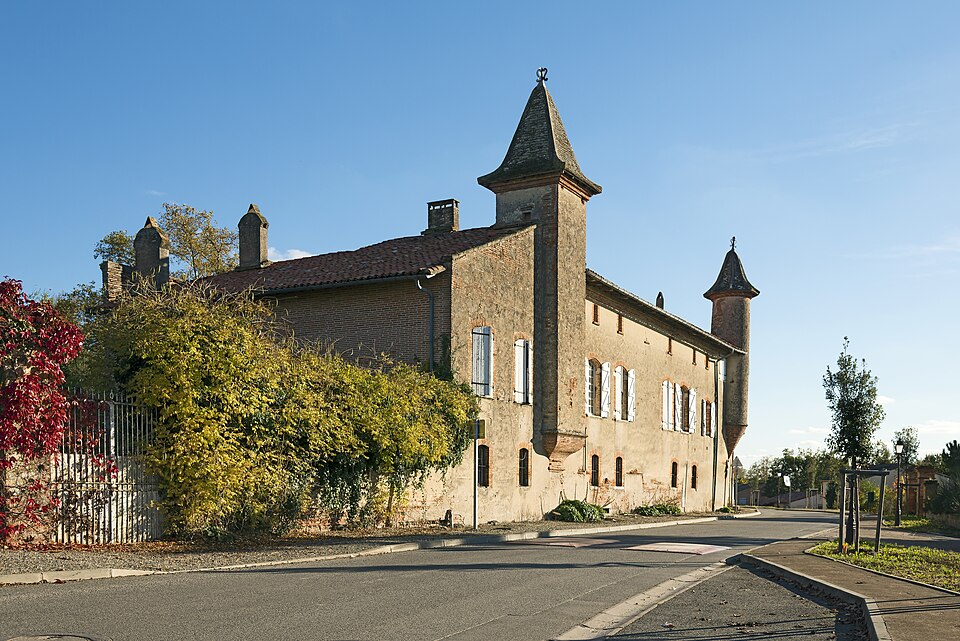 Daux — Le Château de Peyrolade