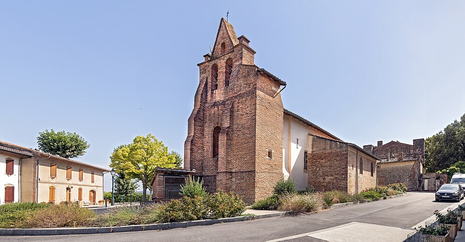 Gémil — Place de l'église