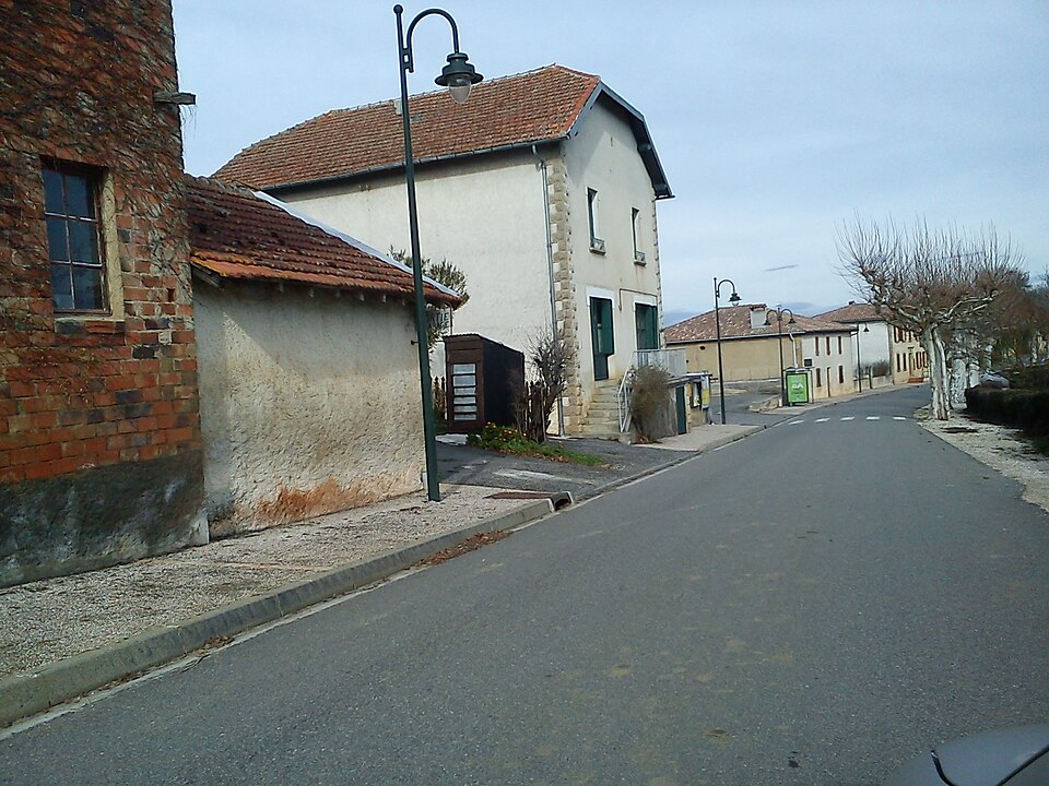 Lussan — Adeilhac