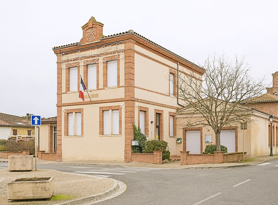 La Magdelaine — sur — Tarn — La Mairie