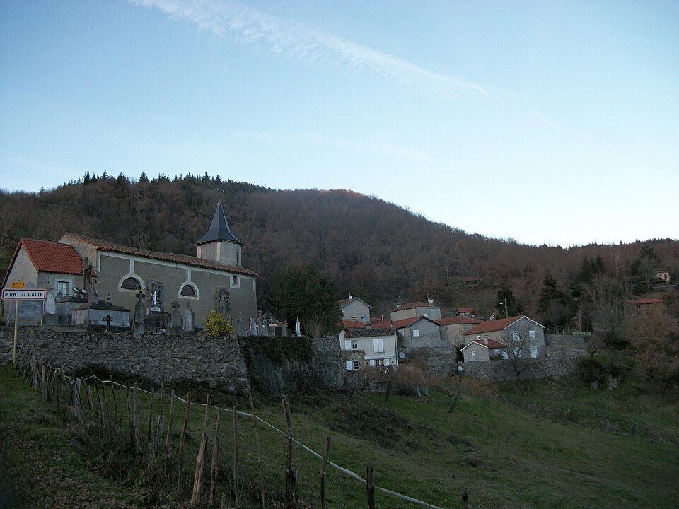 Mont — de — Galié village