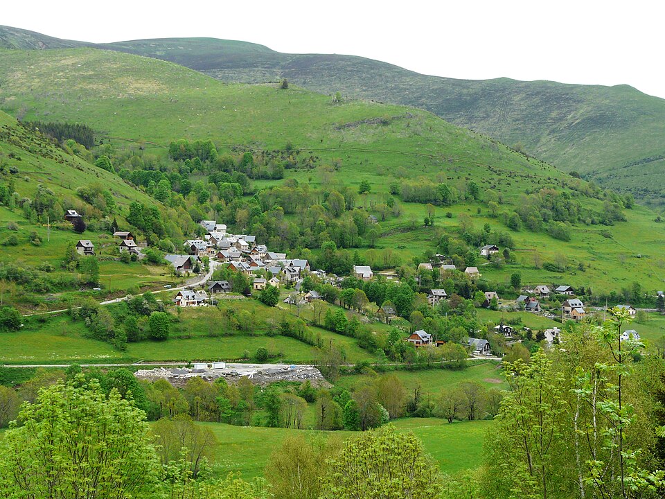 Poubeau village