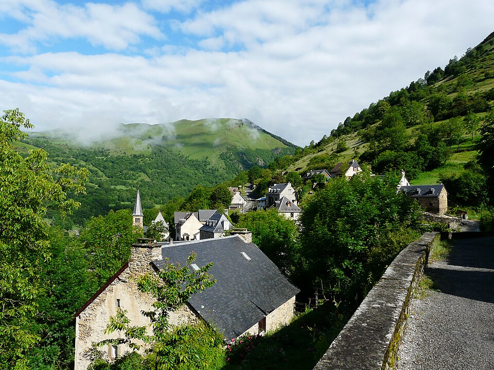 Saccourvielle village (1)
