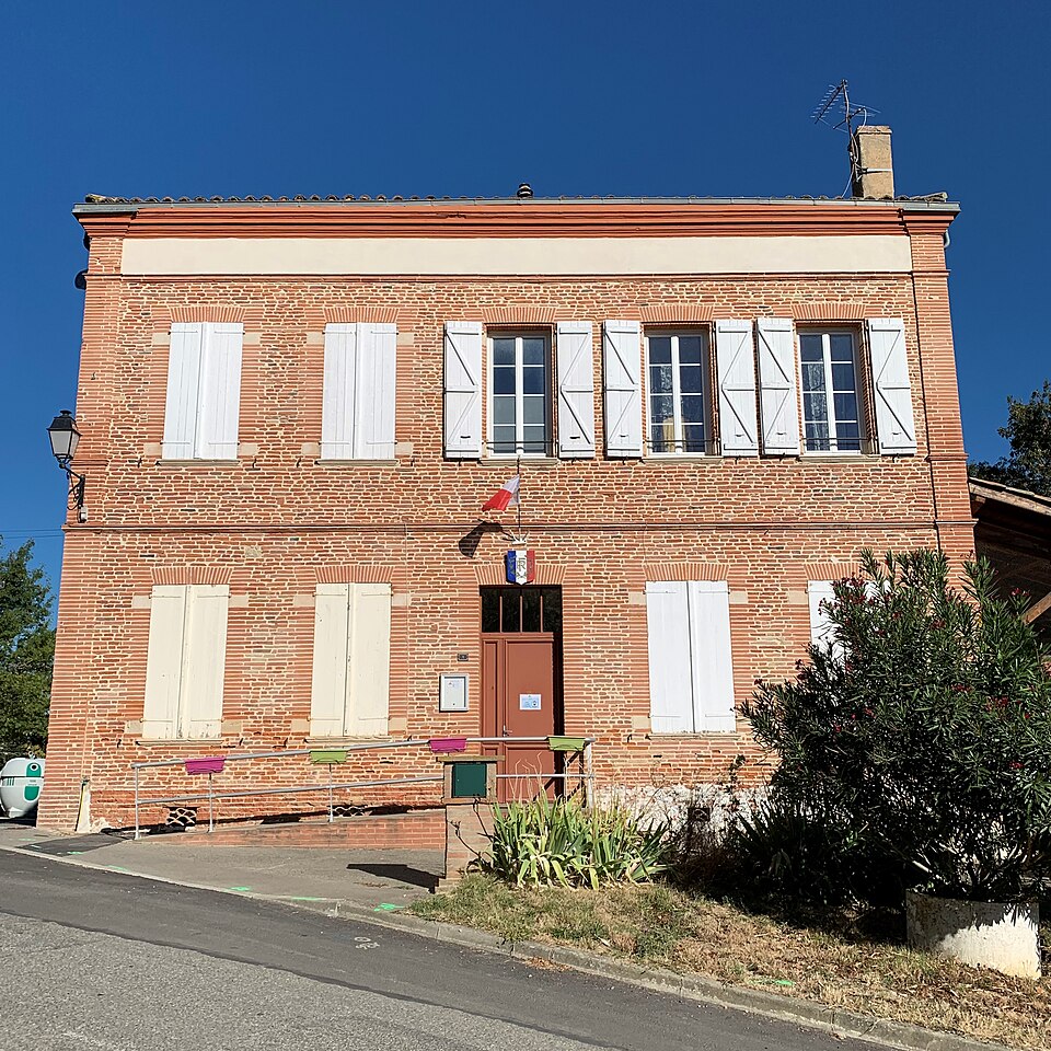 Sainte — Livrade — Mairie