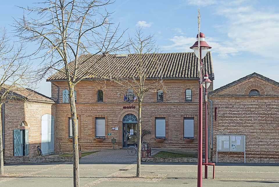 Larra (Haute — Garonne) Mairie