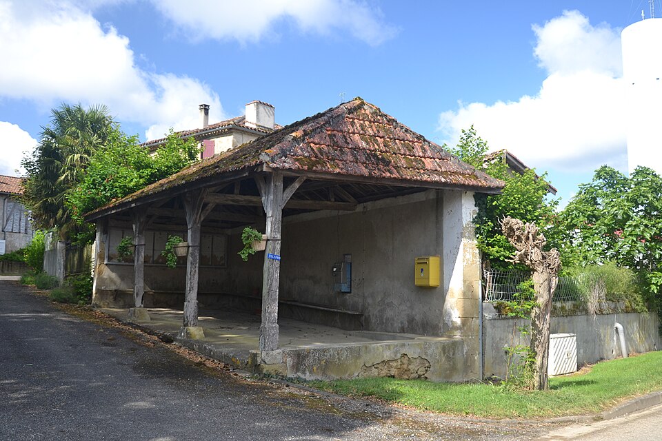 Castelnavet — halle