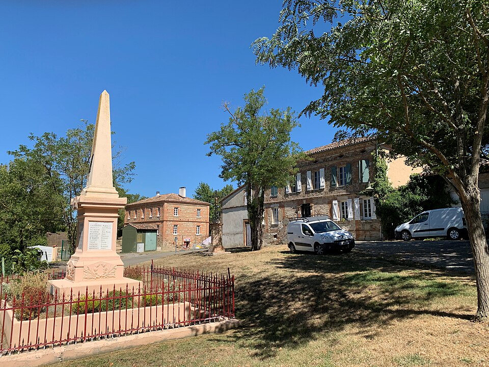 Encausse — Place