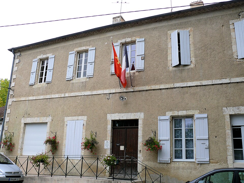 Mouchan — Mairie — 1