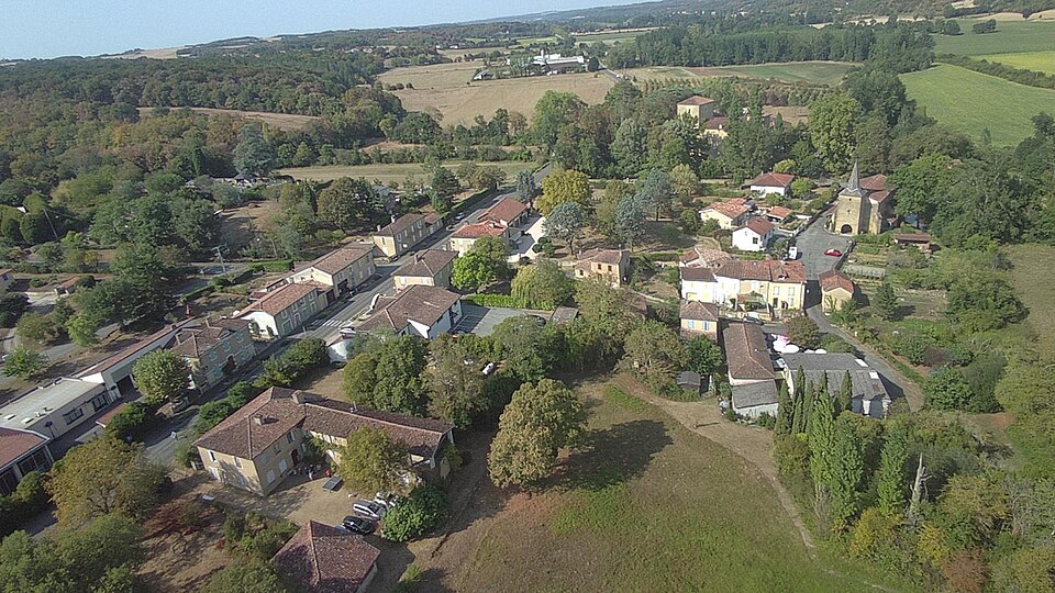20250815 — Ornézan vue aérienne 2