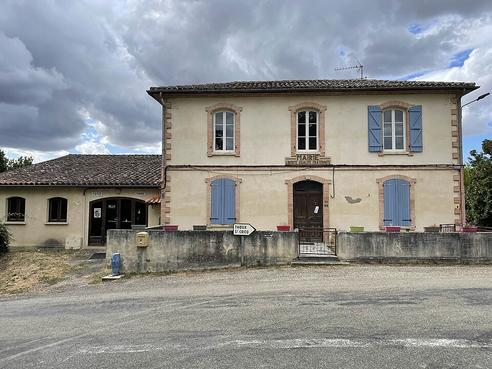 Mairie de Roquelaure ST — A
