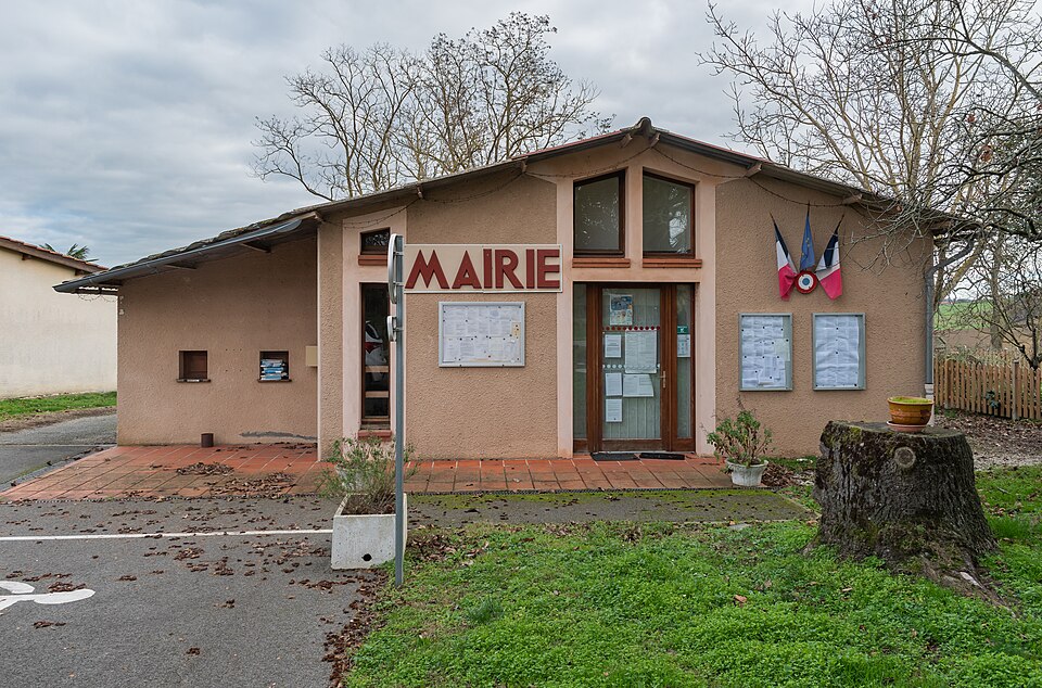 Town hall of Sauvimont (3)