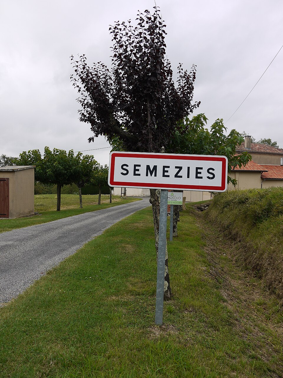Sémézies — Entrée ouest
