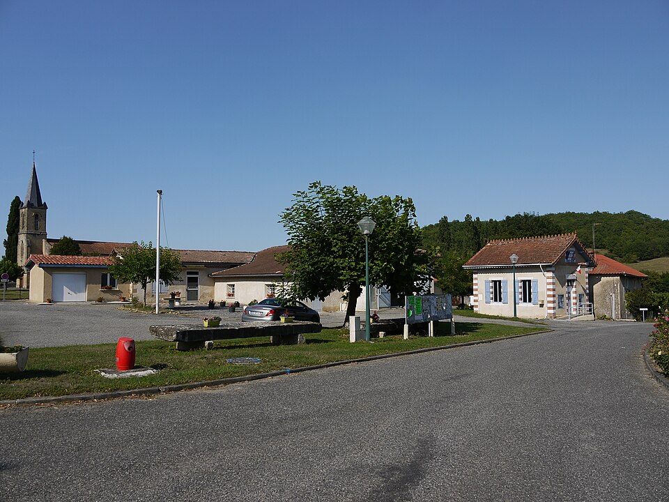 Sère — Centre village