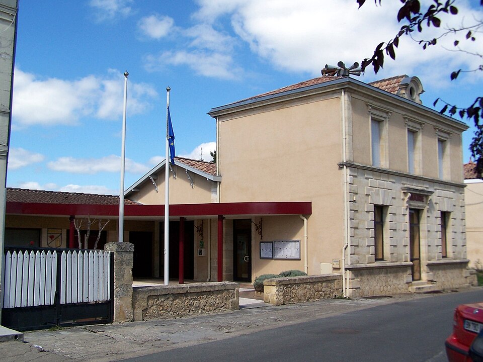 Arbanats Mairie