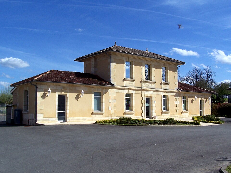 Arbis Mairie