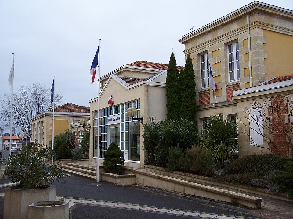 Arès 33 Mairie