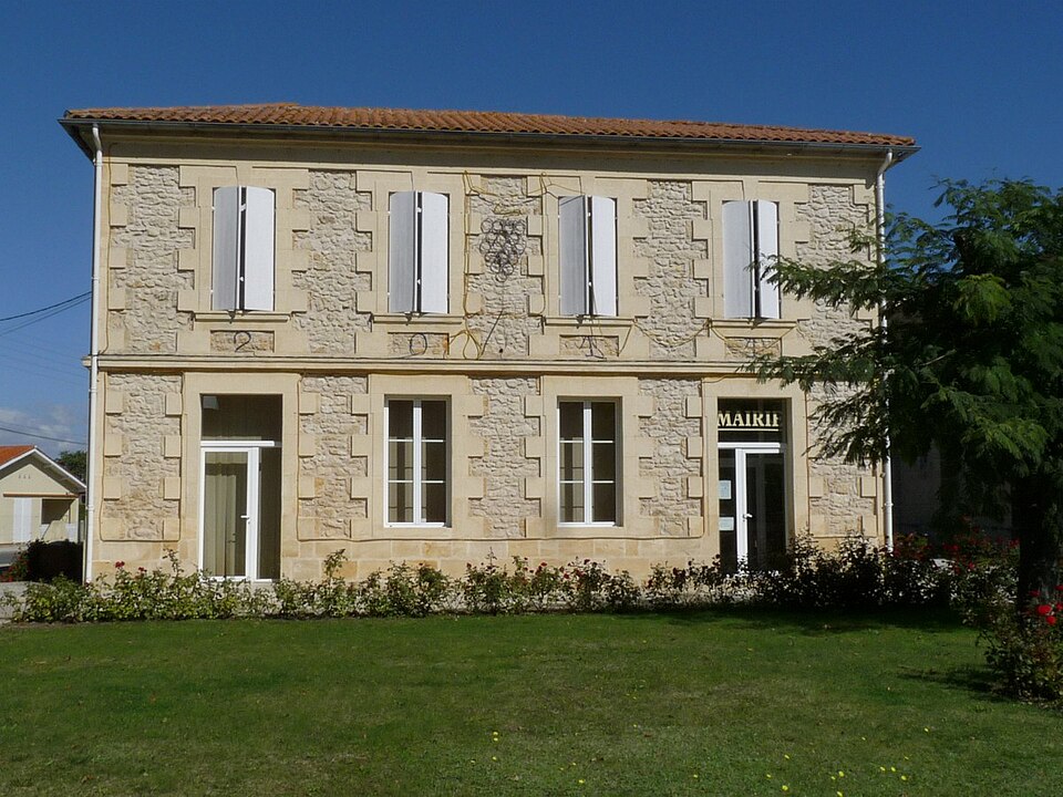 Blaignan mairie