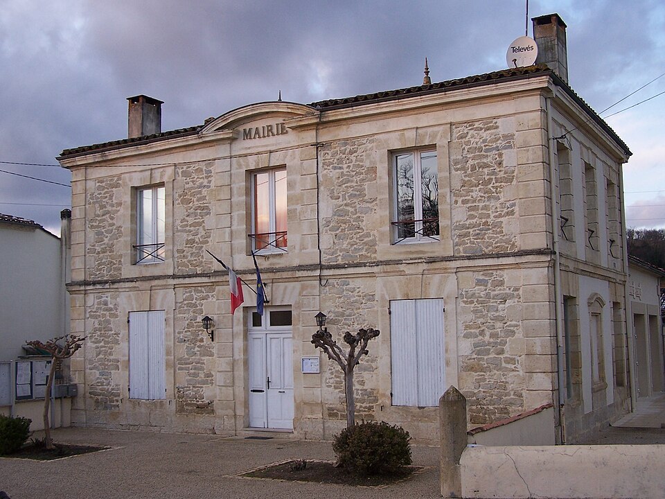 Casseuil Mairie